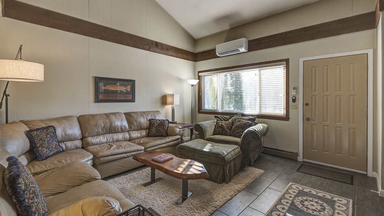 Photo of Livingroom in Lake Lure
