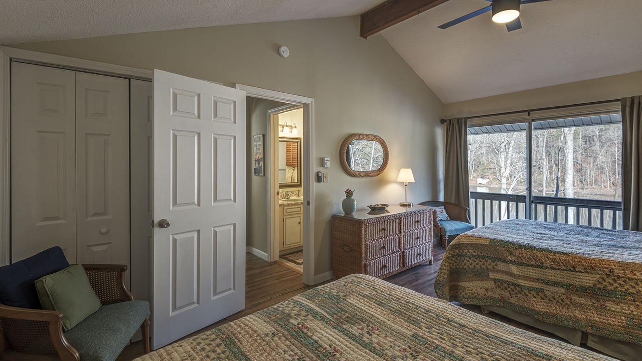 Photo of Bedroom in Lake Lure