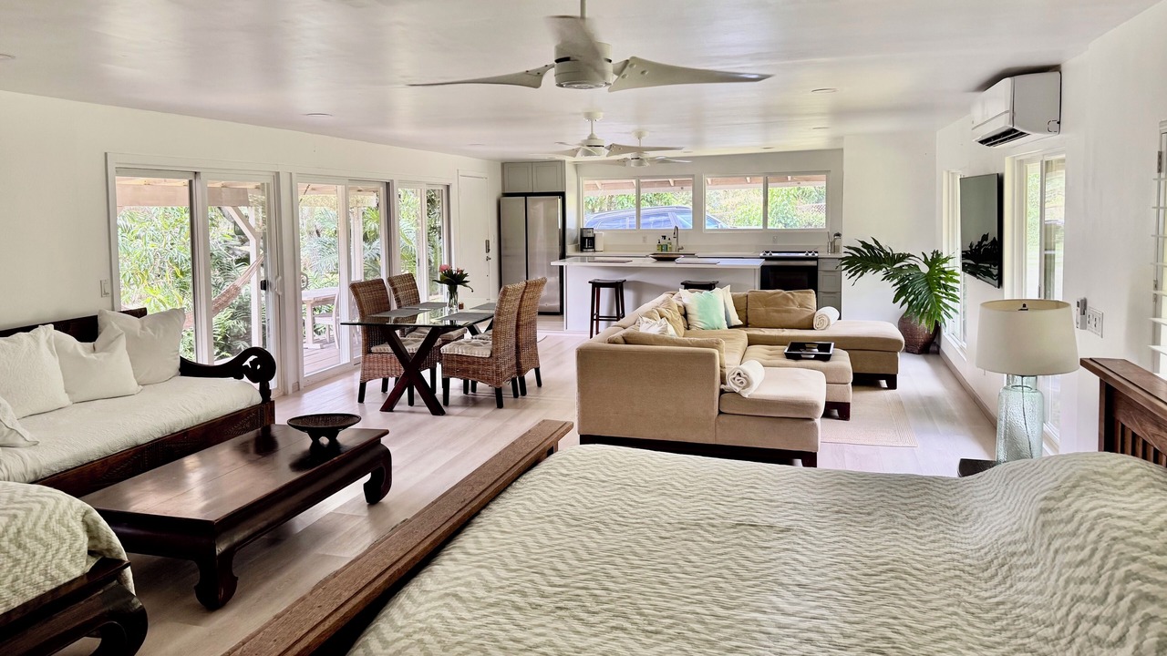 Photo of Livingroom in Pupukea