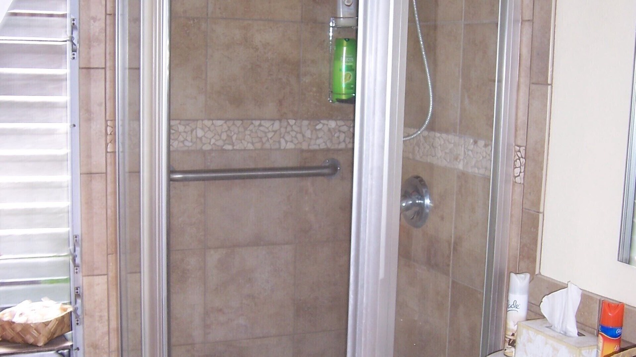 Photo of Bathroom in Keauhou