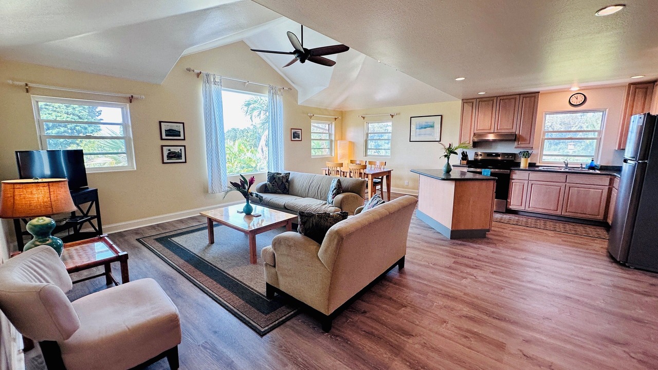 Photo of Livingroom in Pupukea