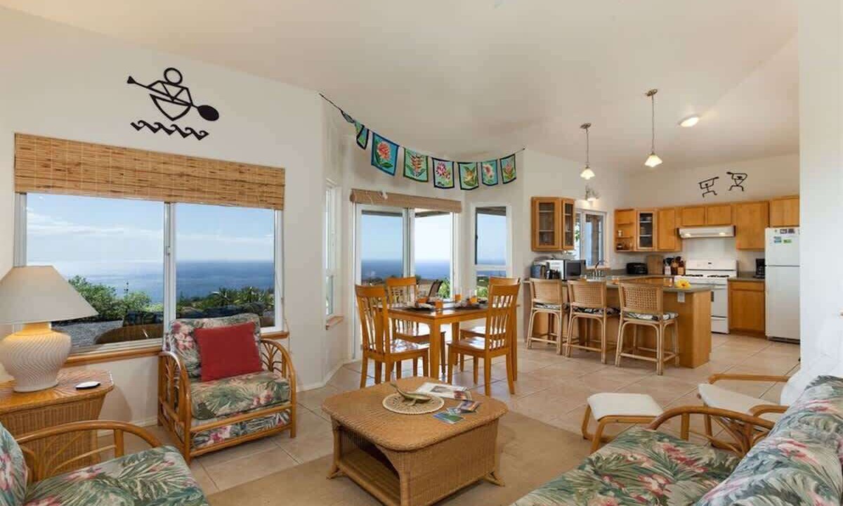 Photo of Livingroom in Kohala Estates