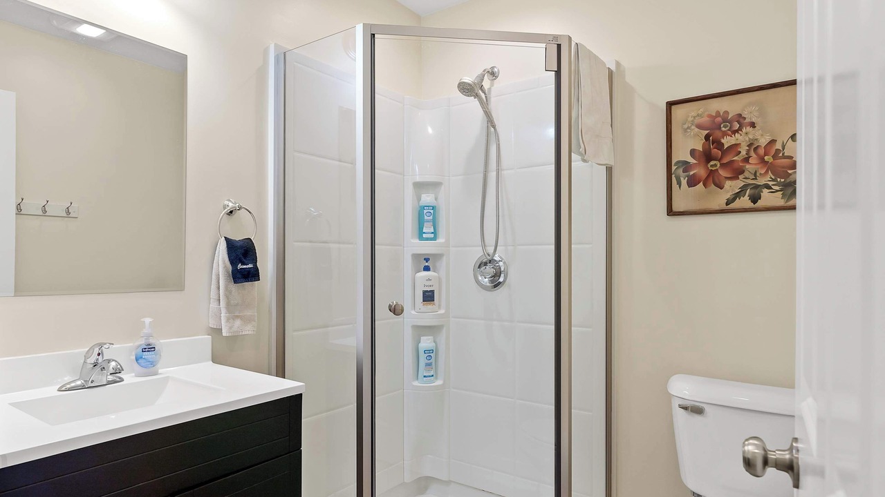 Photo of Bathroom in Kendall