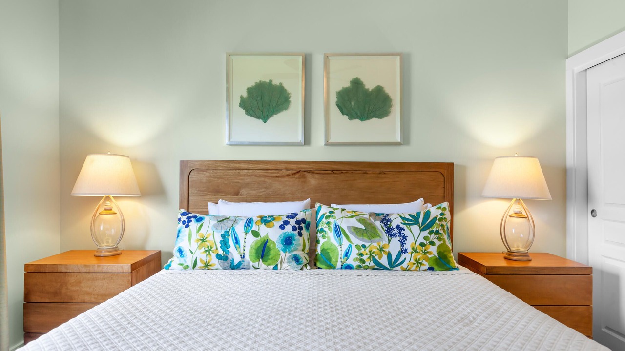 Photo of Bedroom in Poipu
