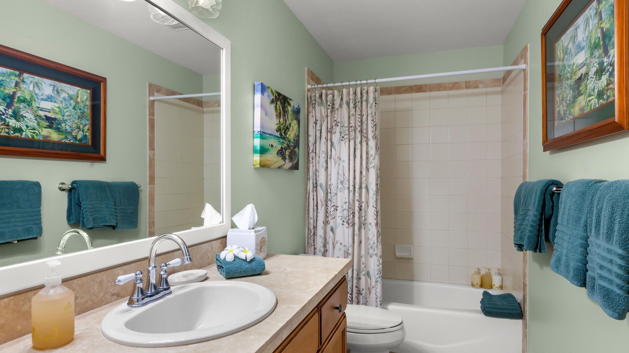 Photo of Bathroom in Poipu