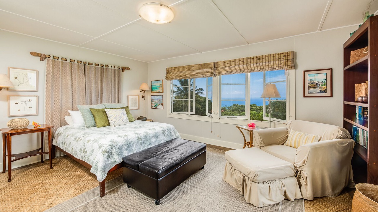 Photo of Bathroom in Holualoa