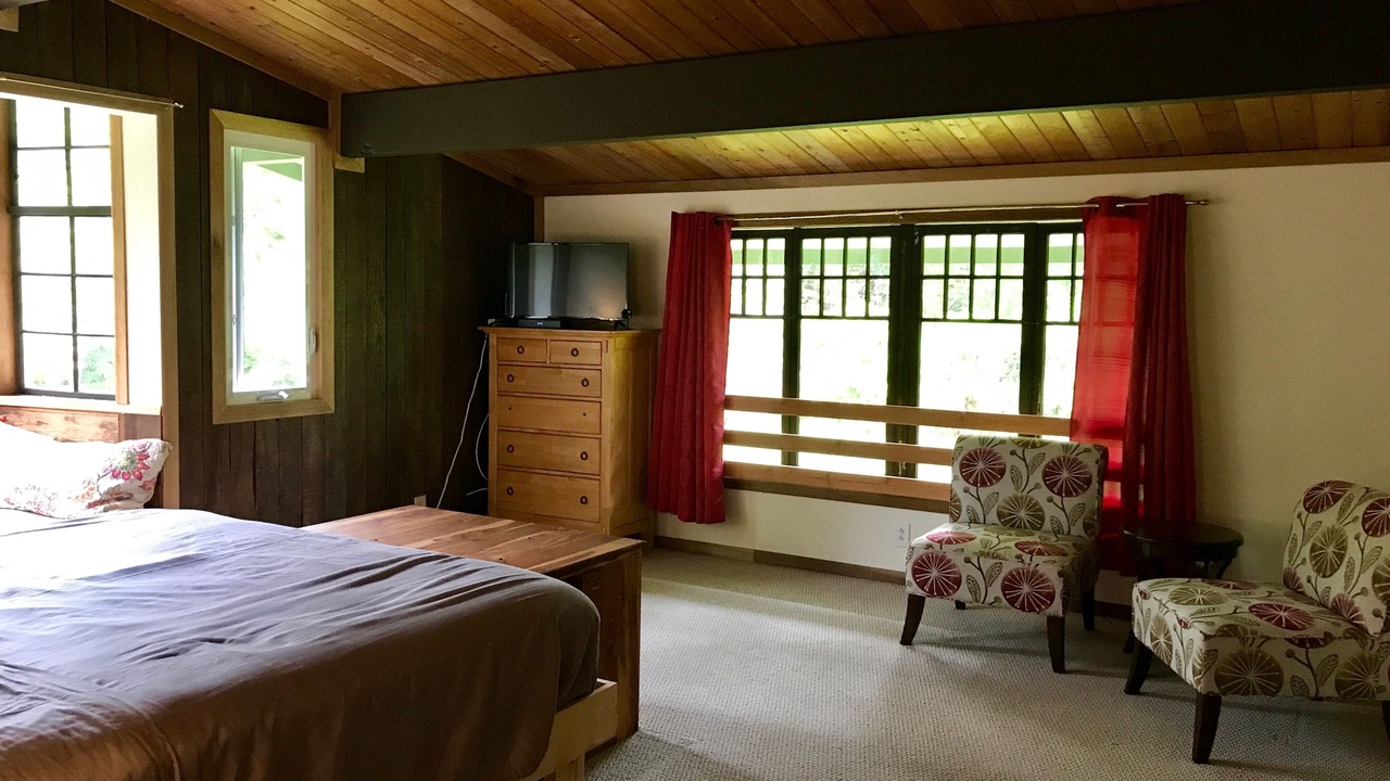Photo of Bedroom in Glenwood