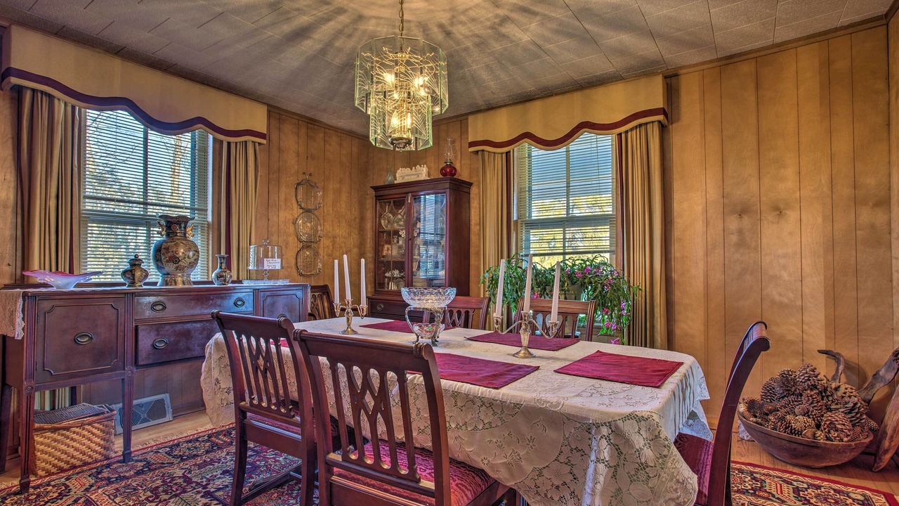 Photo of Bedroom in Arden