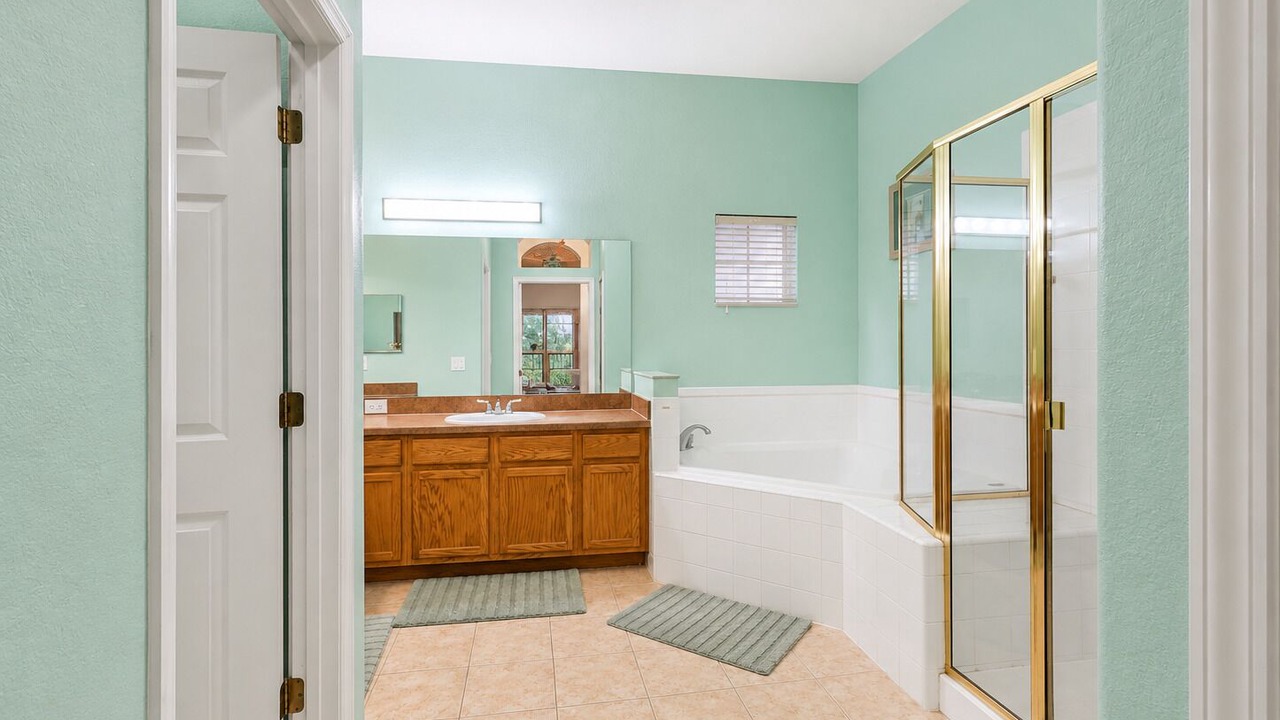 Photo of Bathroom in Bahama Bay