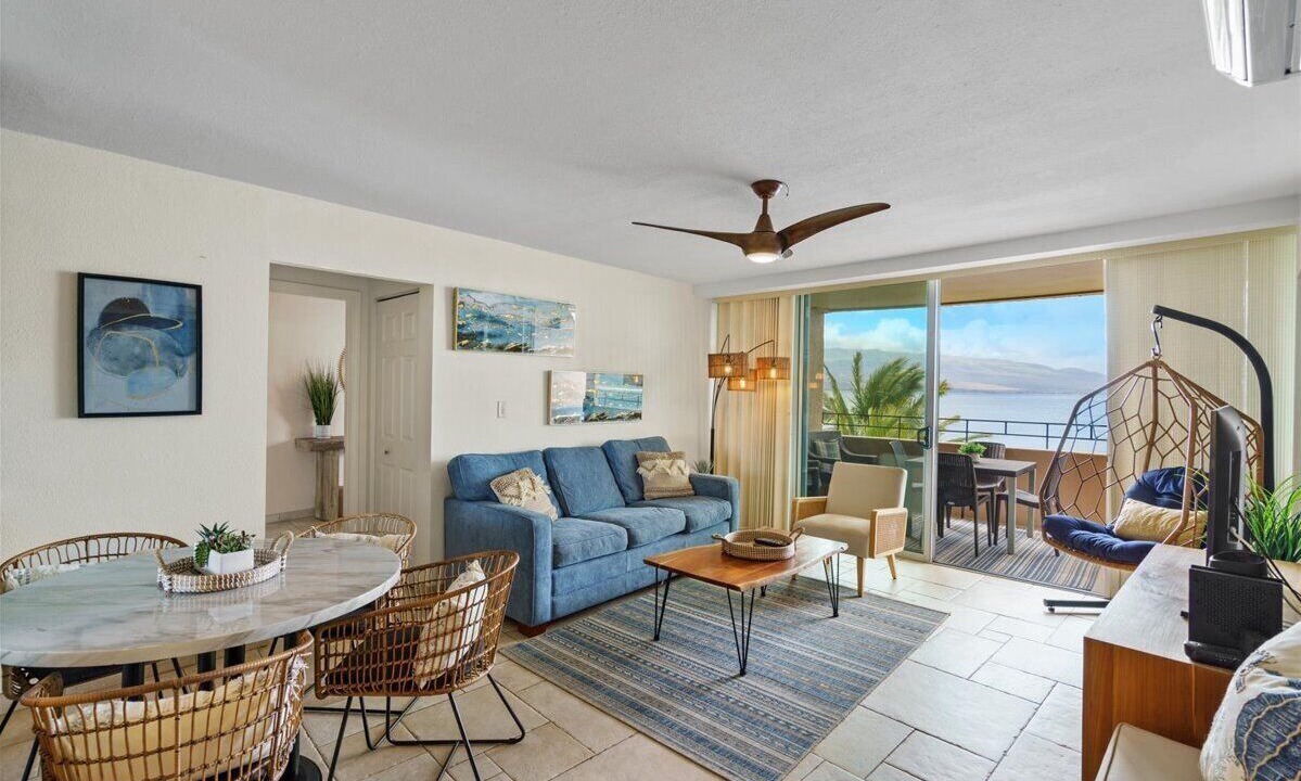 Photo of Livingroom in Maalaea