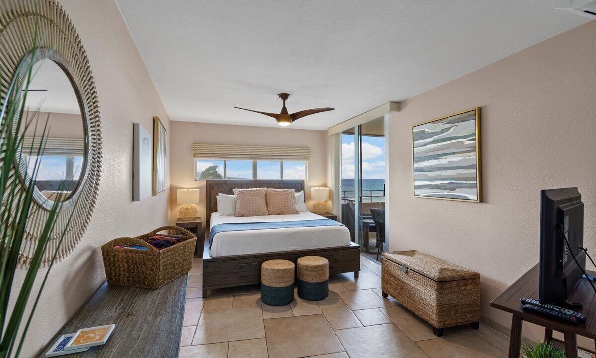 Photo of Bedroom in Maalaea