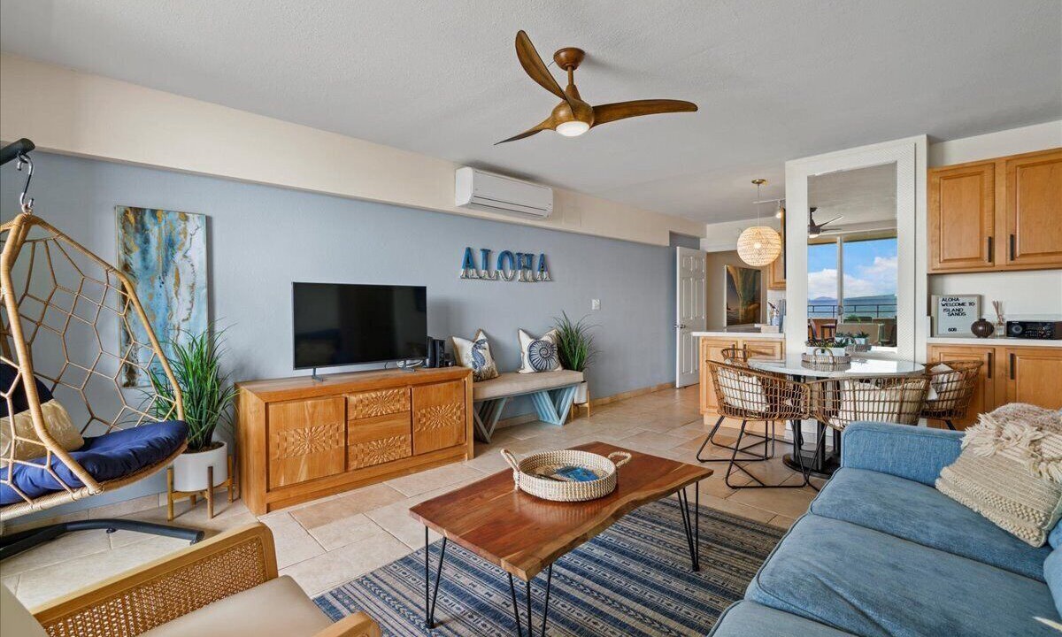 Photo of Livingroom in Maalaea