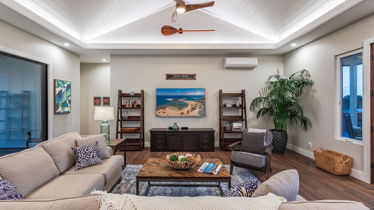 Photo of Livingroom in Poipu