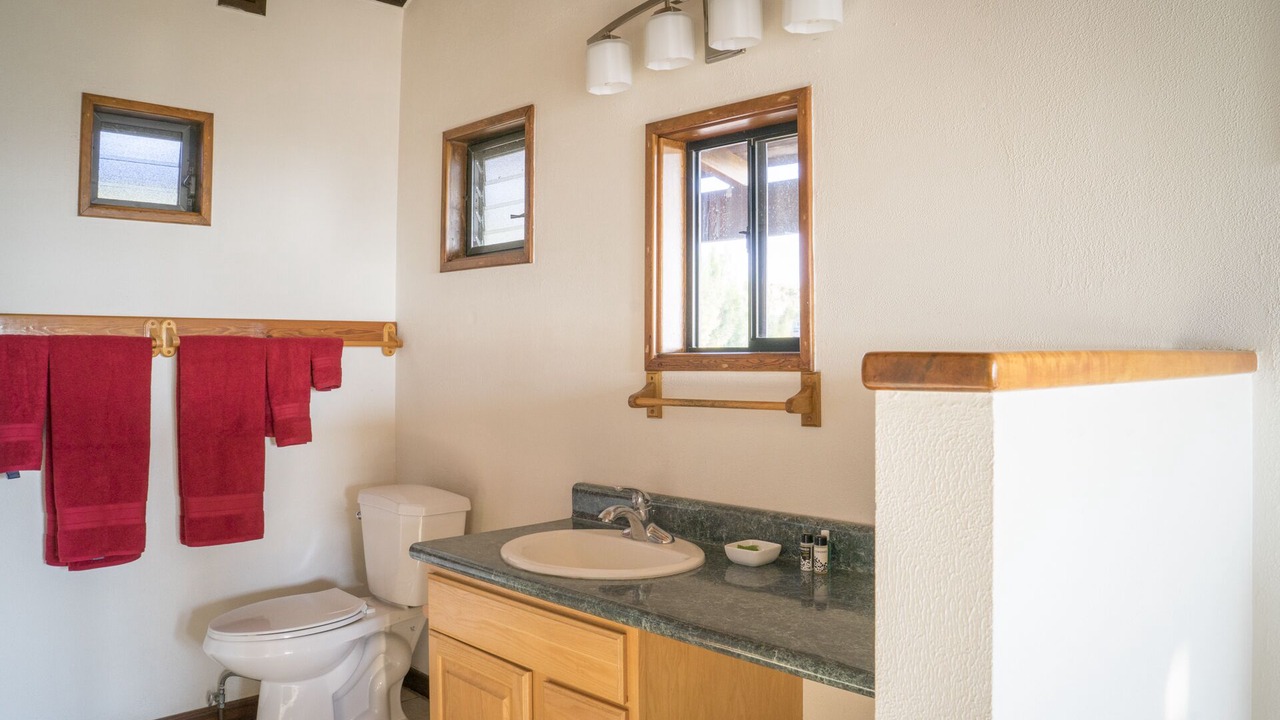 Photo of Bathroom in Kohala Estates