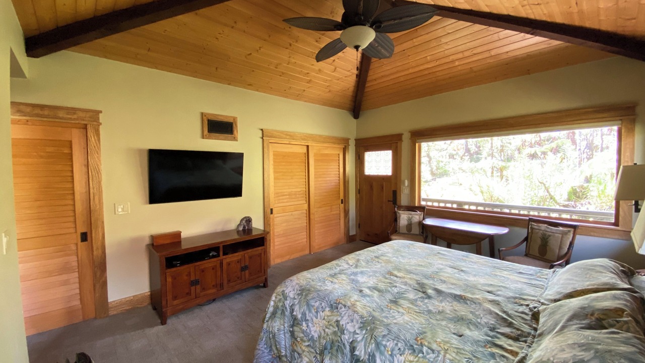 Photo of Bedroom in Royal Hawaiian Estates