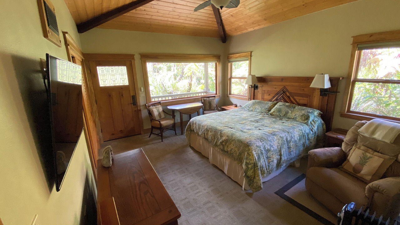 Photo of Bedroom in Royal Hawaiian Estates