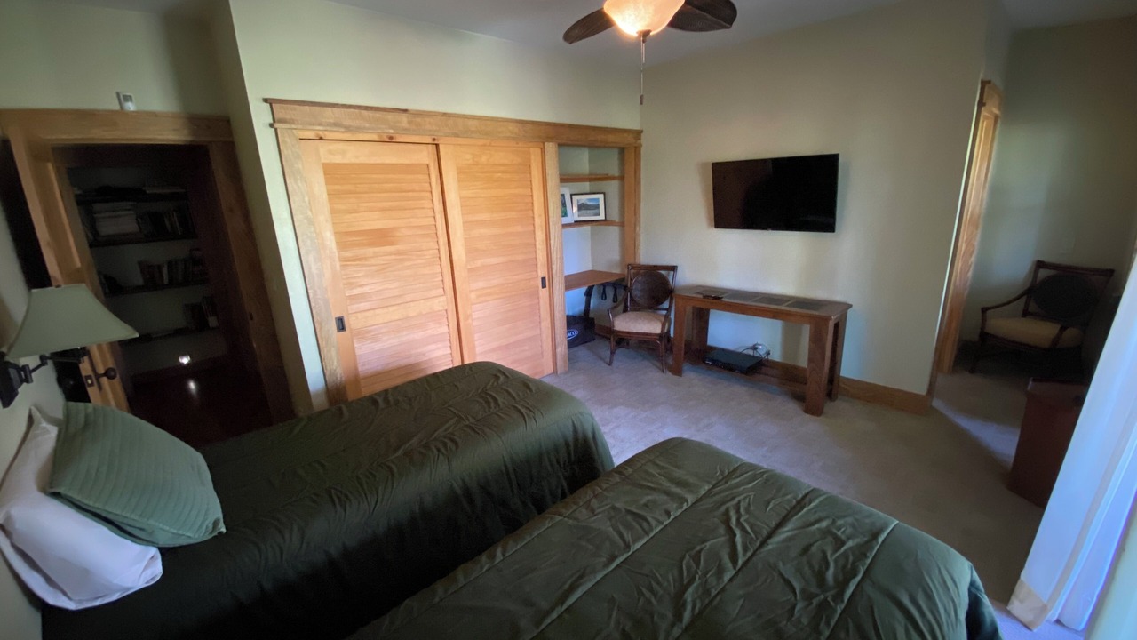 Photo of Bedroom in Royal Hawaiian Estates
