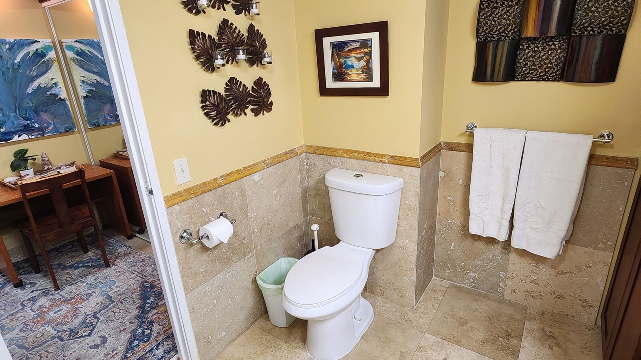 Photo of Bathroom in Makaha