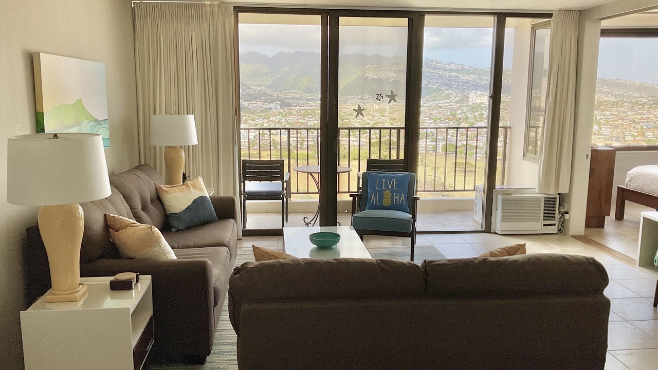 Photo of Bedroom in Waikiki