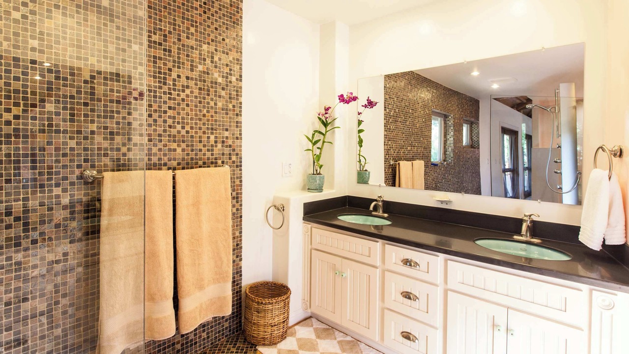 Photo of Bathroom in Puako