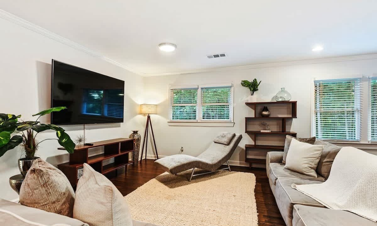 Photo of Livingroom in East Point
