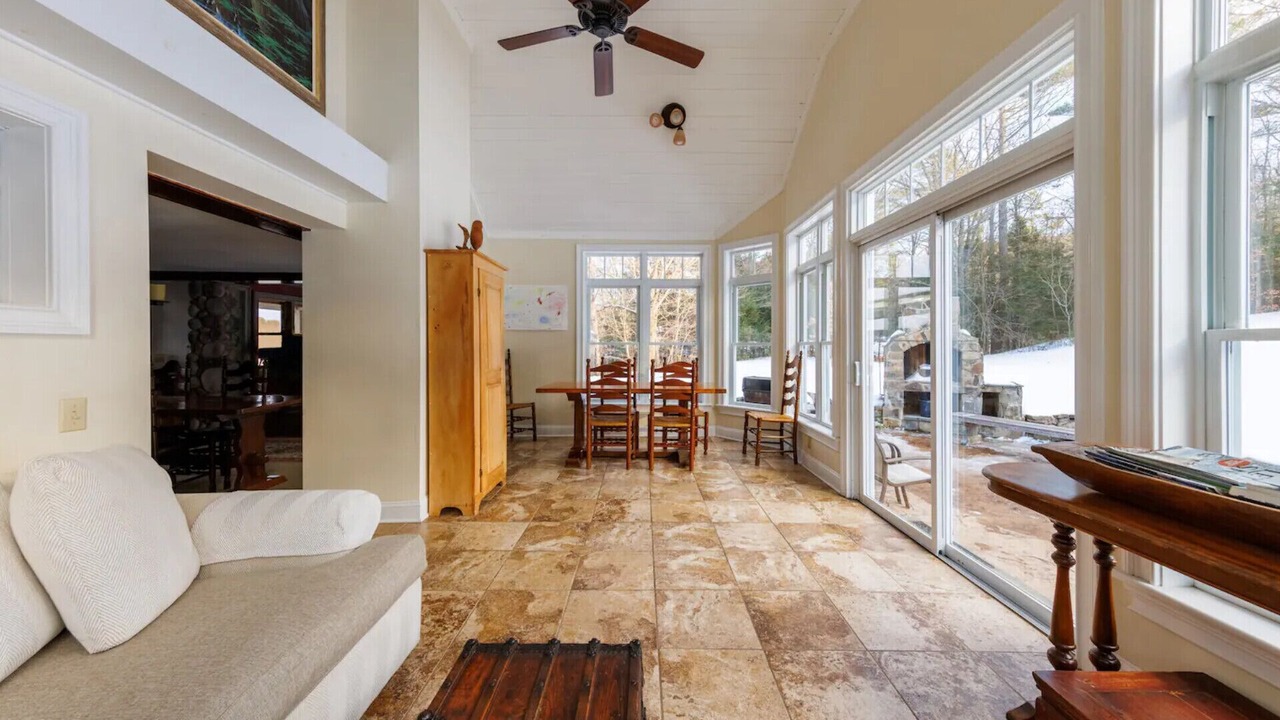 Photo of Livingroom in Warrensburg