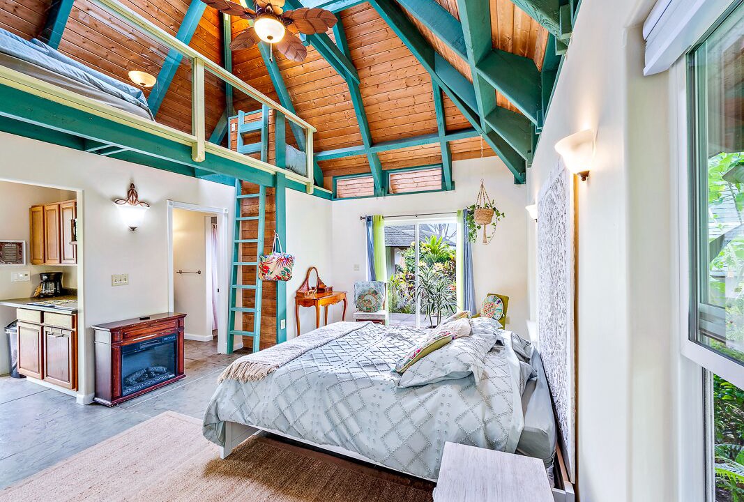 Photo of Bedroom in Holualoa
