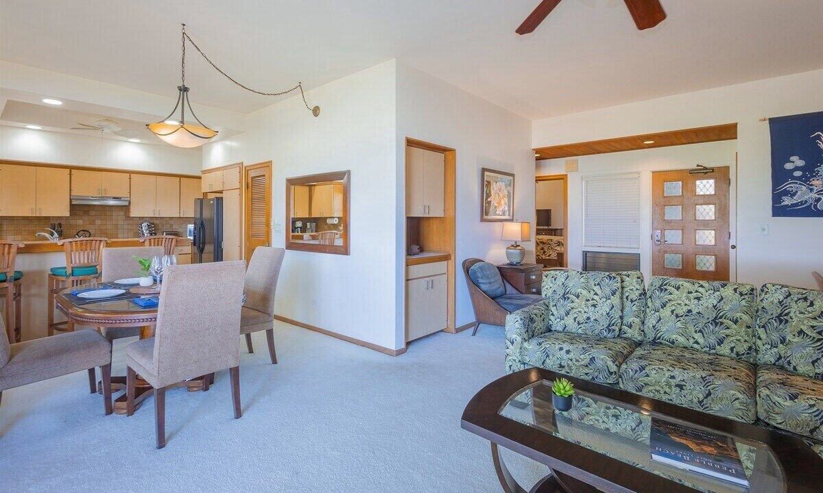 Photo of Livingroom in Kapalua
