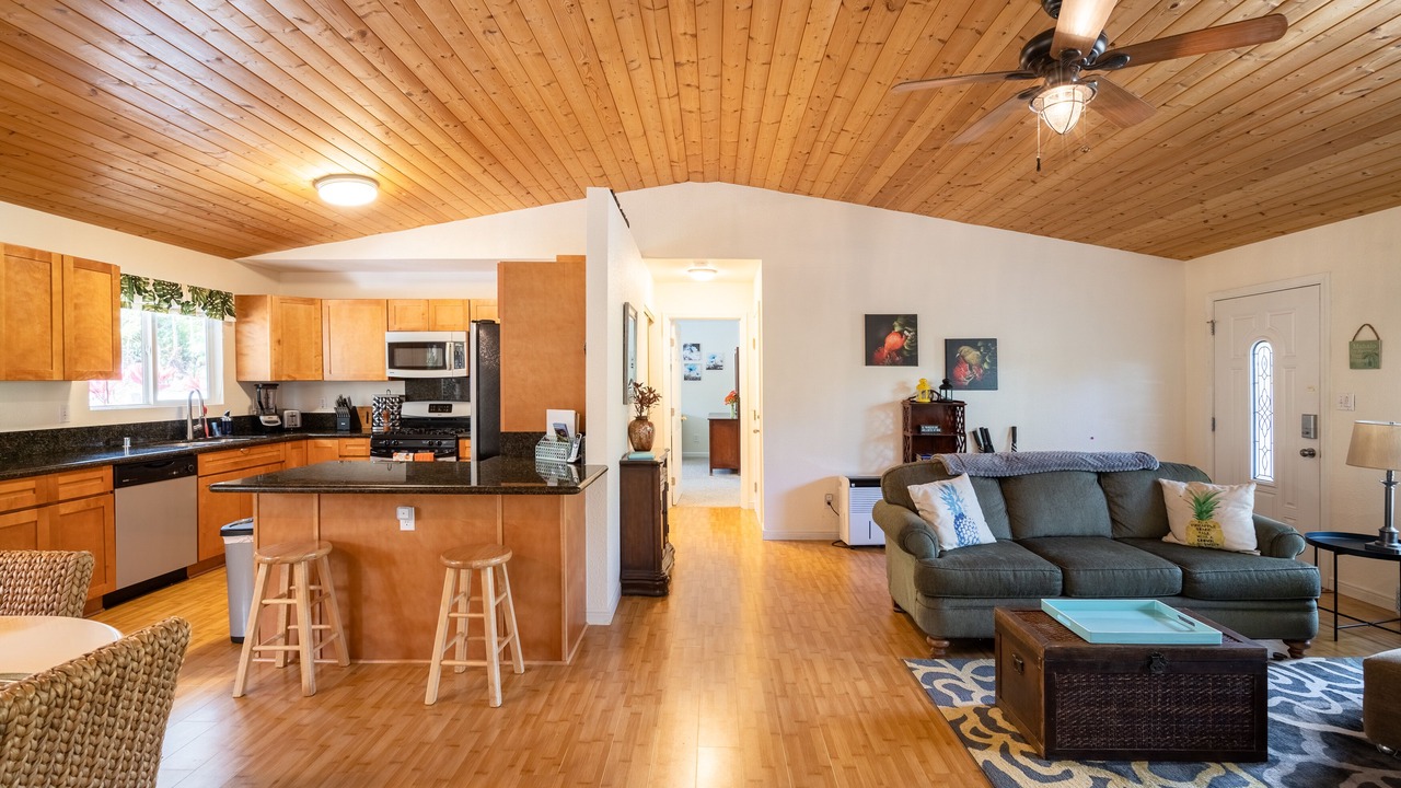 Photo of Livingroom in Royal Hawaiian Estates