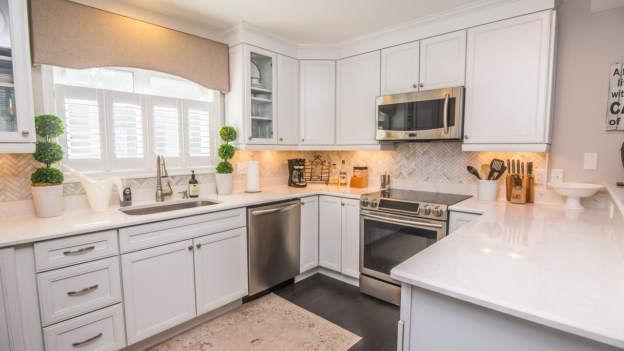 Photo of Kitchen in Caine Woods