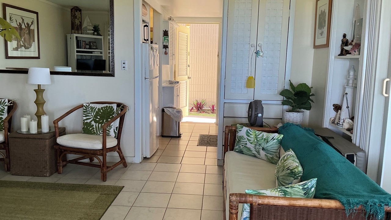 Photo of Livingroom in Punaluu