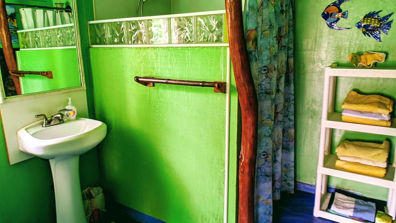 Photo of Bedroom in Keaau