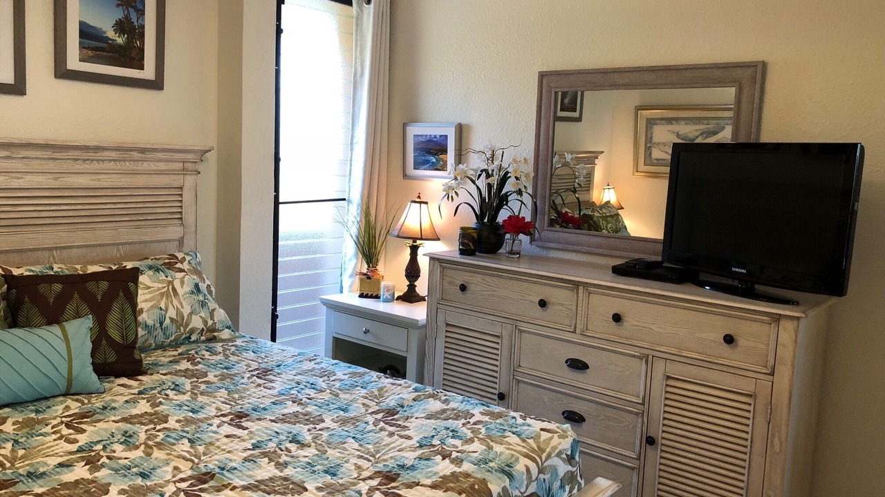 Photo of Bedroom in Maalaea