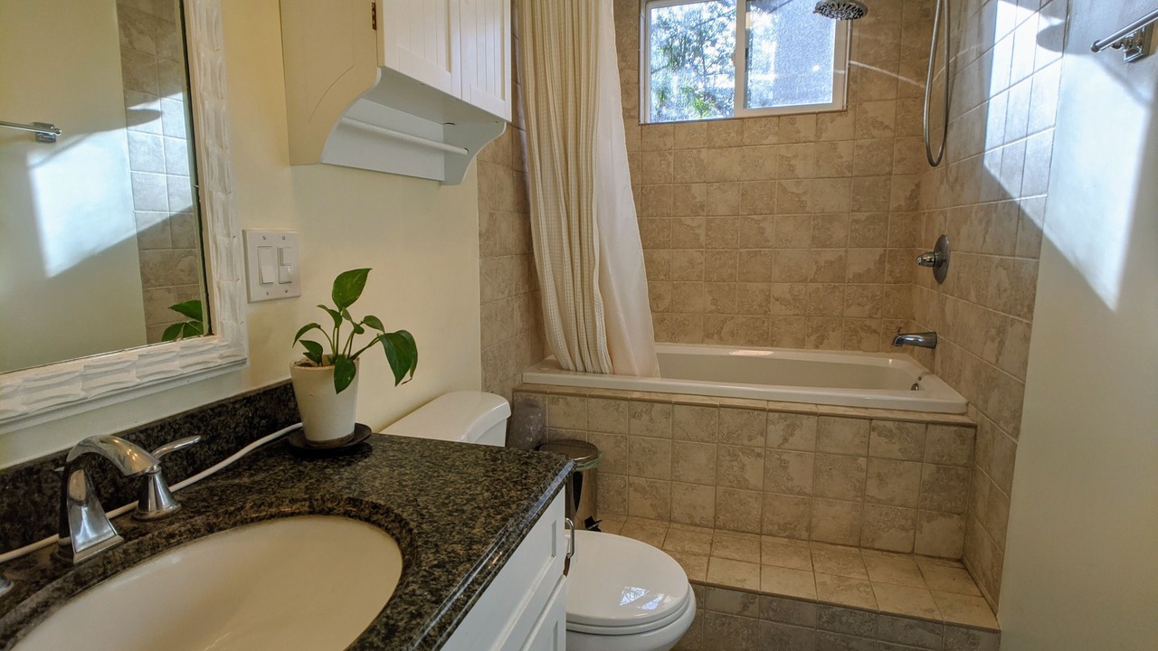 Photo of Bathroom in Beverly Glen
