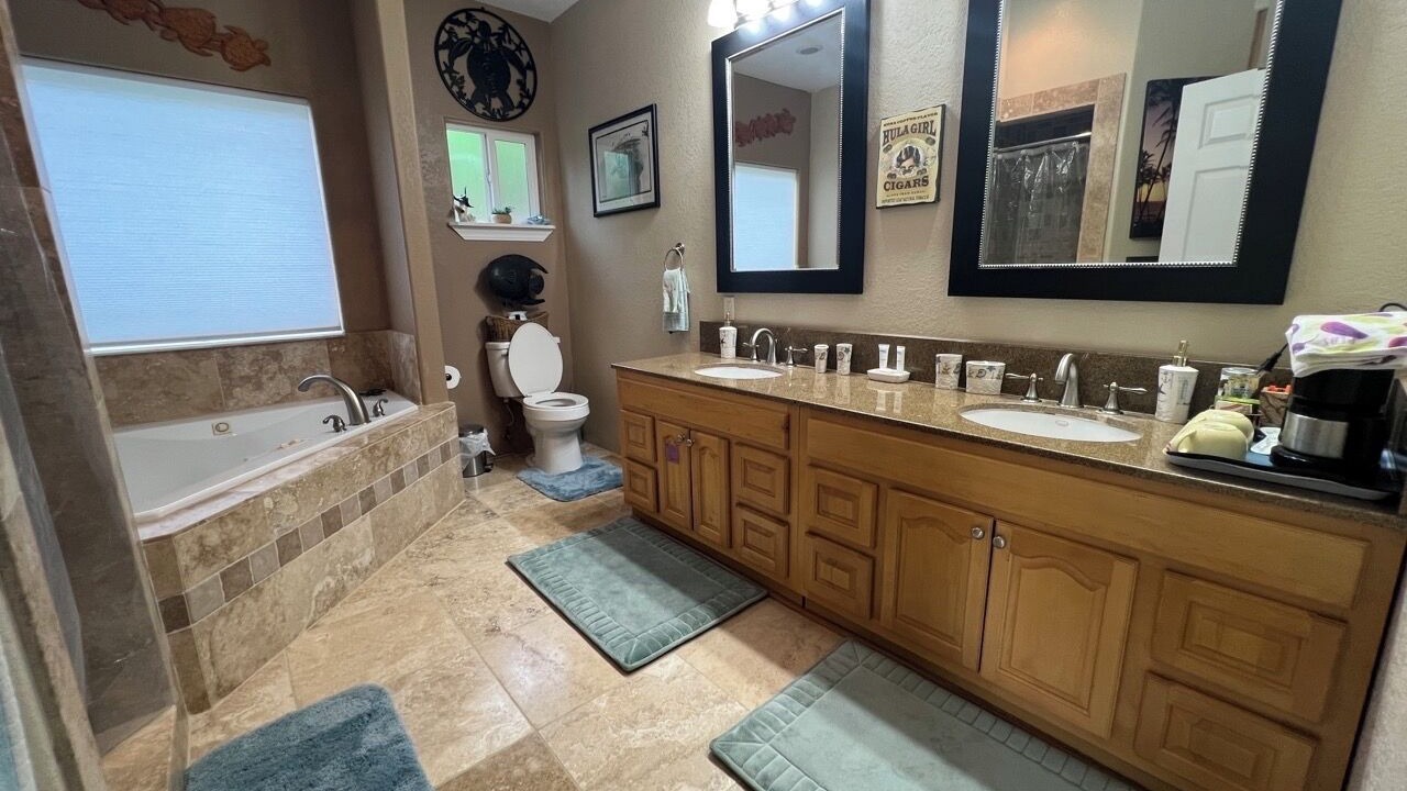 Photo of Bathroom in Waikoloa