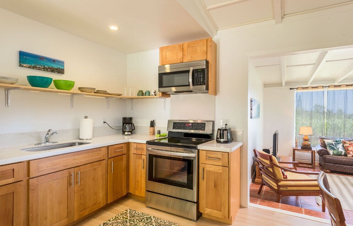 Photo of Kitchen in Ka'a'awa