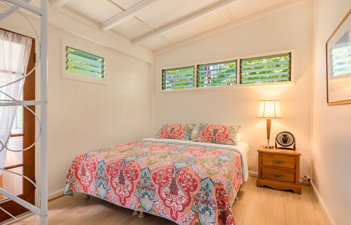 Photo of Bedroom in Ka'a'awa