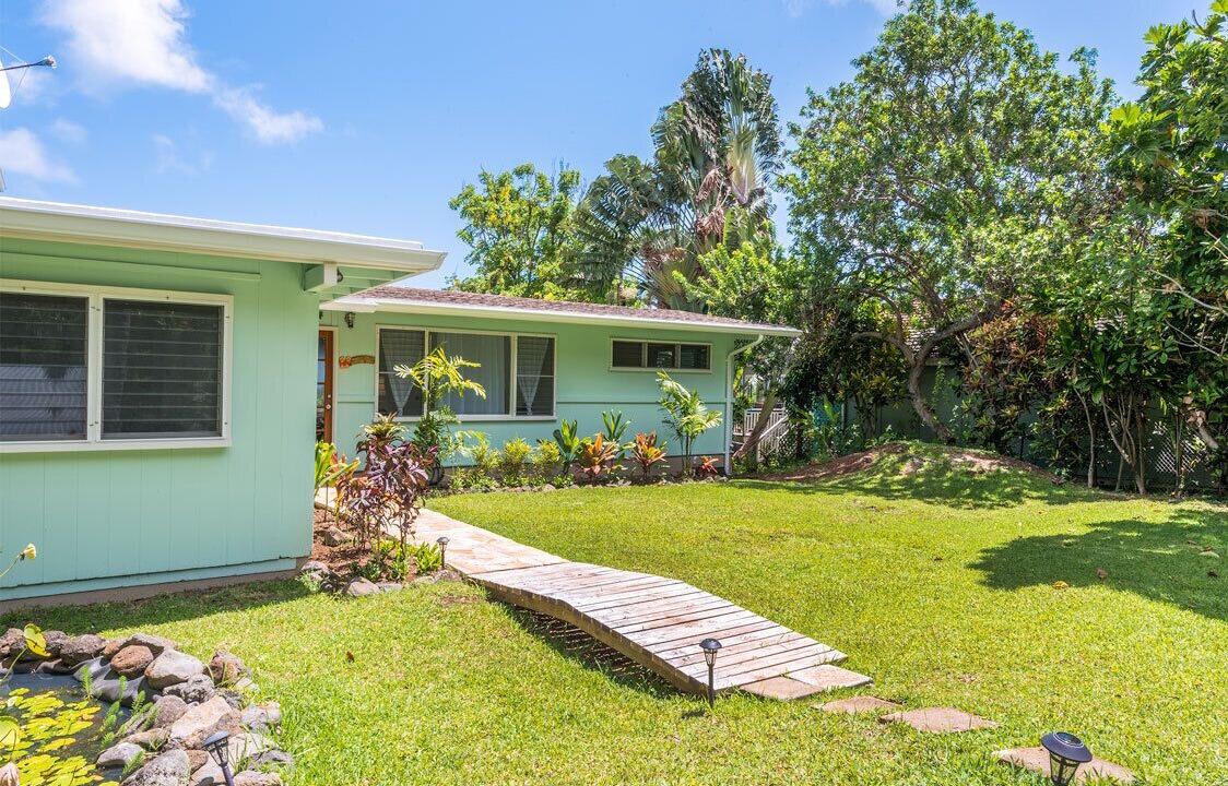 Photo of Outdoor in Ka'a'awa