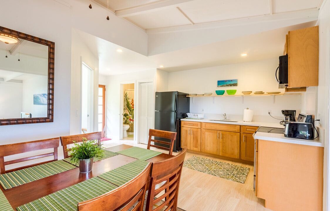 Photo of Kitchen in Ka'a'awa