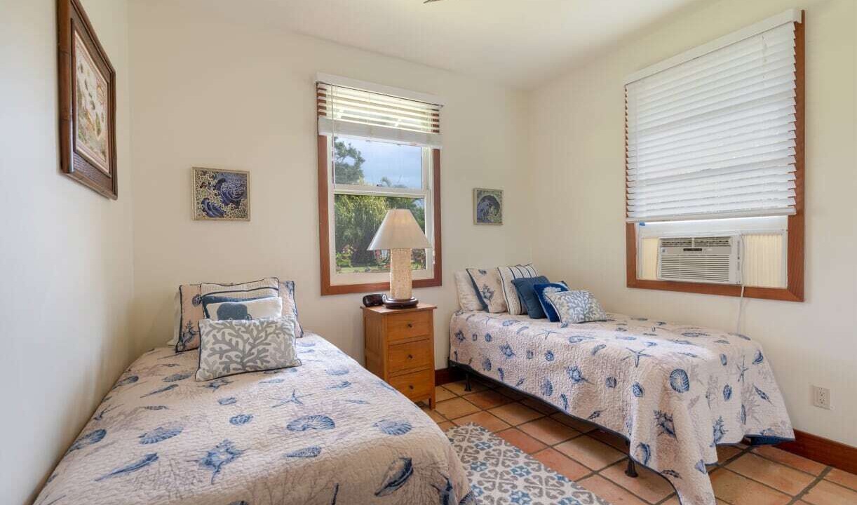 Photo of Bedroom in Poipu