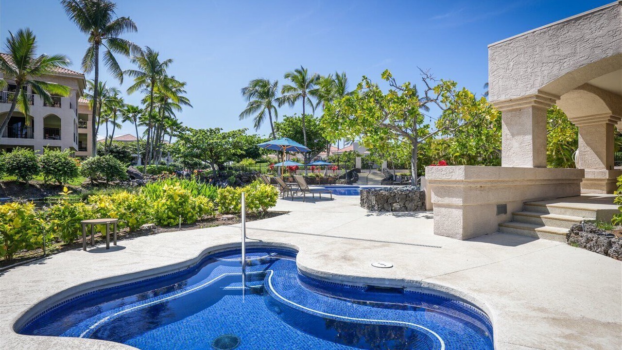 Photo of Kitchen in Waikoloa