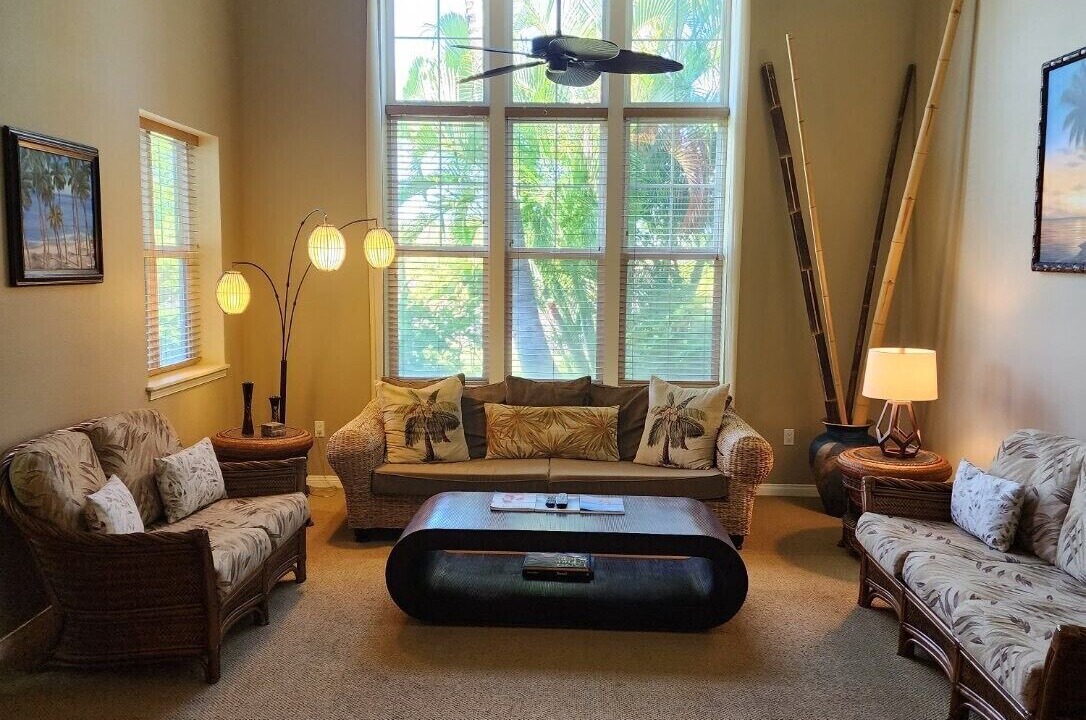 Photo of Livingroom in Waikoloa