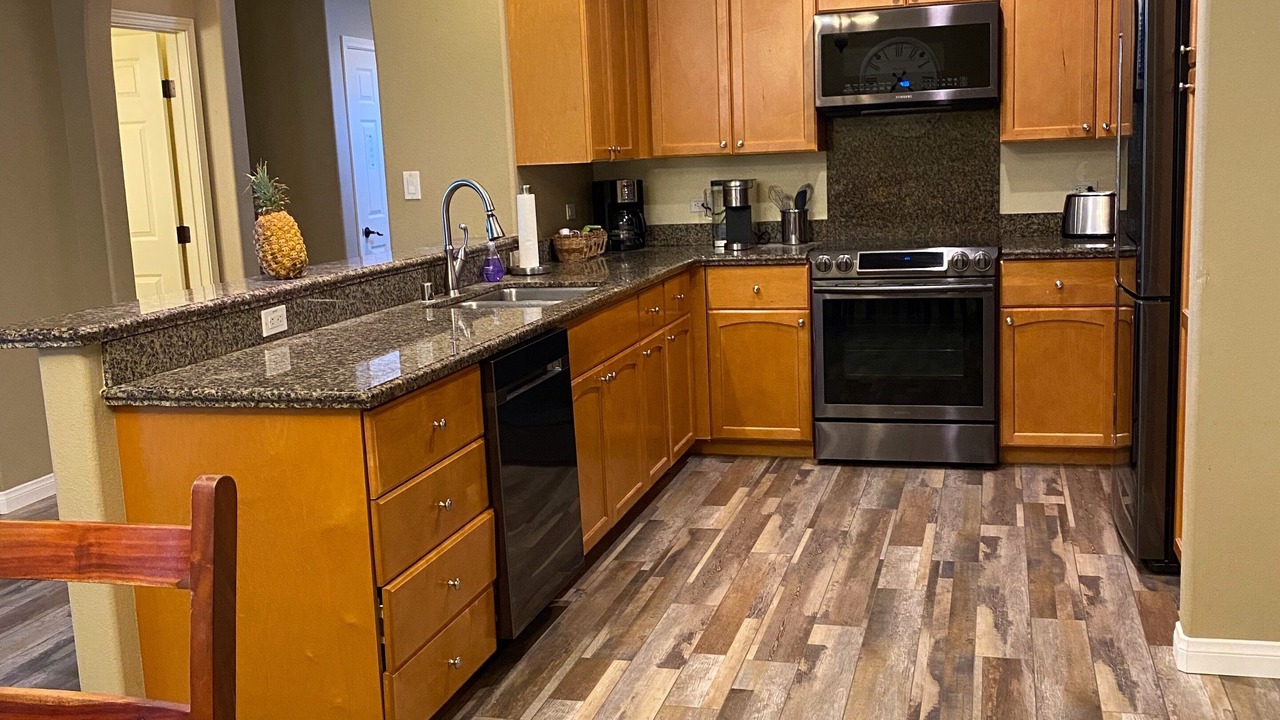 Photo of Kitchen in Waikoloa