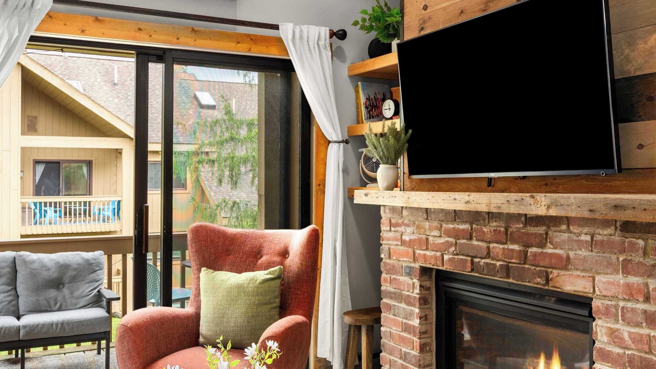 Photo of Livingroom in Great Valley