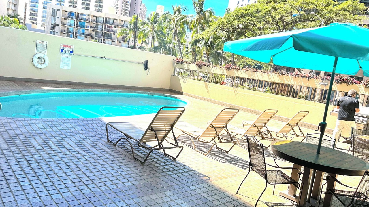 Photo of Outdoor in McCully - Moiliili