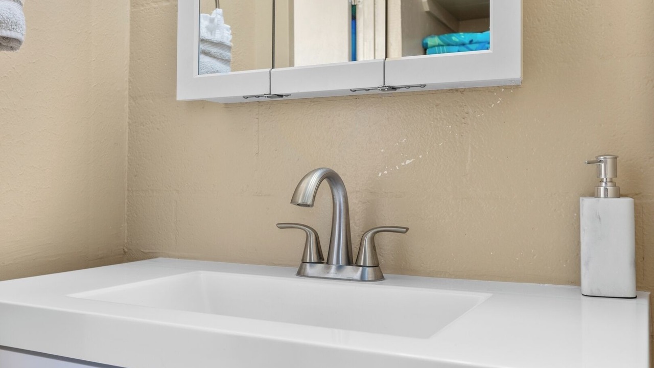 Photo of Bathroom in Keaukaha