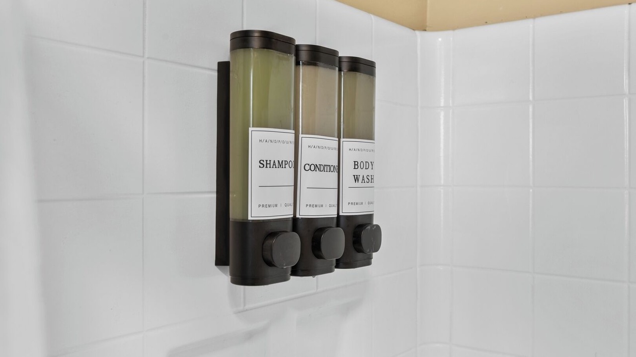 Photo of Bathroom in Keaukaha