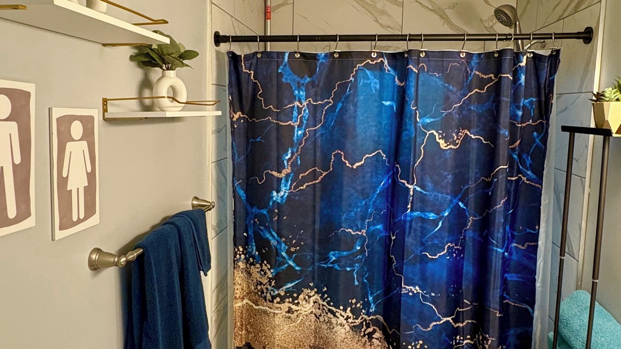 Photo of Bathroom in East Side