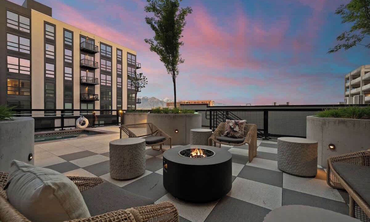 Photo of Patio Balcony in People's Freeway