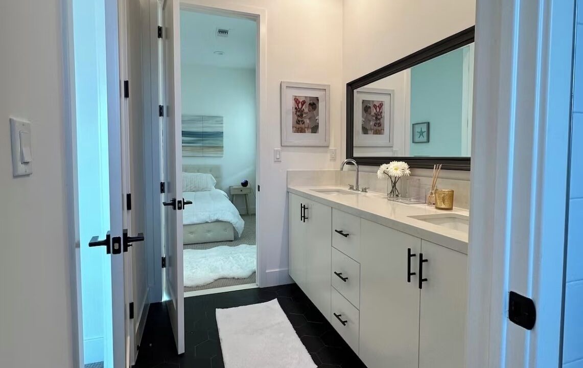 Photo of Bedroom in Del Rey